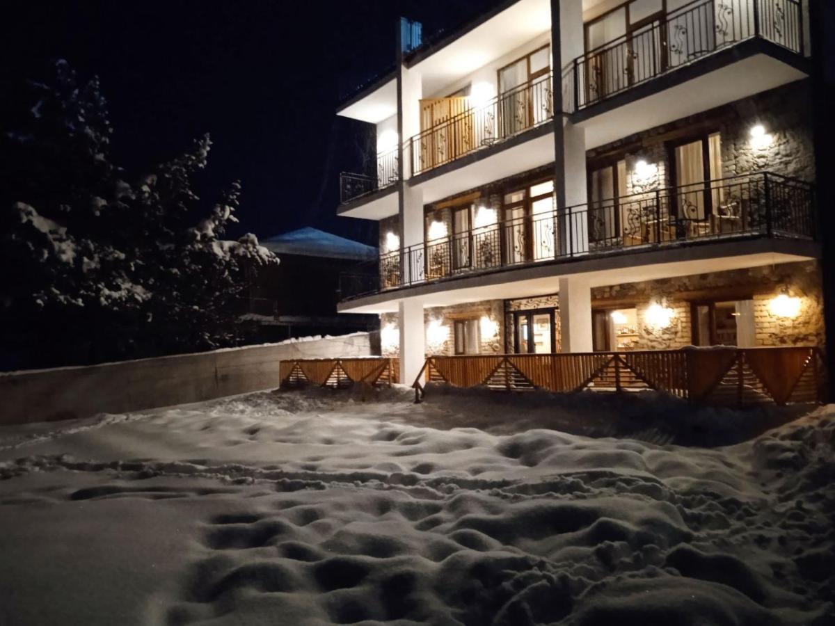 Mood Hotel Kazbegi Eksteriør bilde